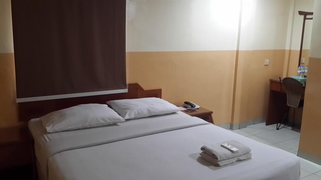 Batam Star Hotel Quarto foto